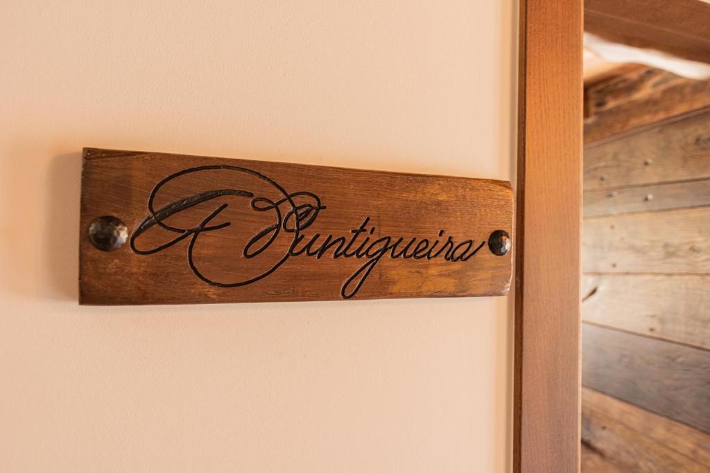 Apartamentos Rurales Casa Llongo Coana Dış mekan fotoğraf